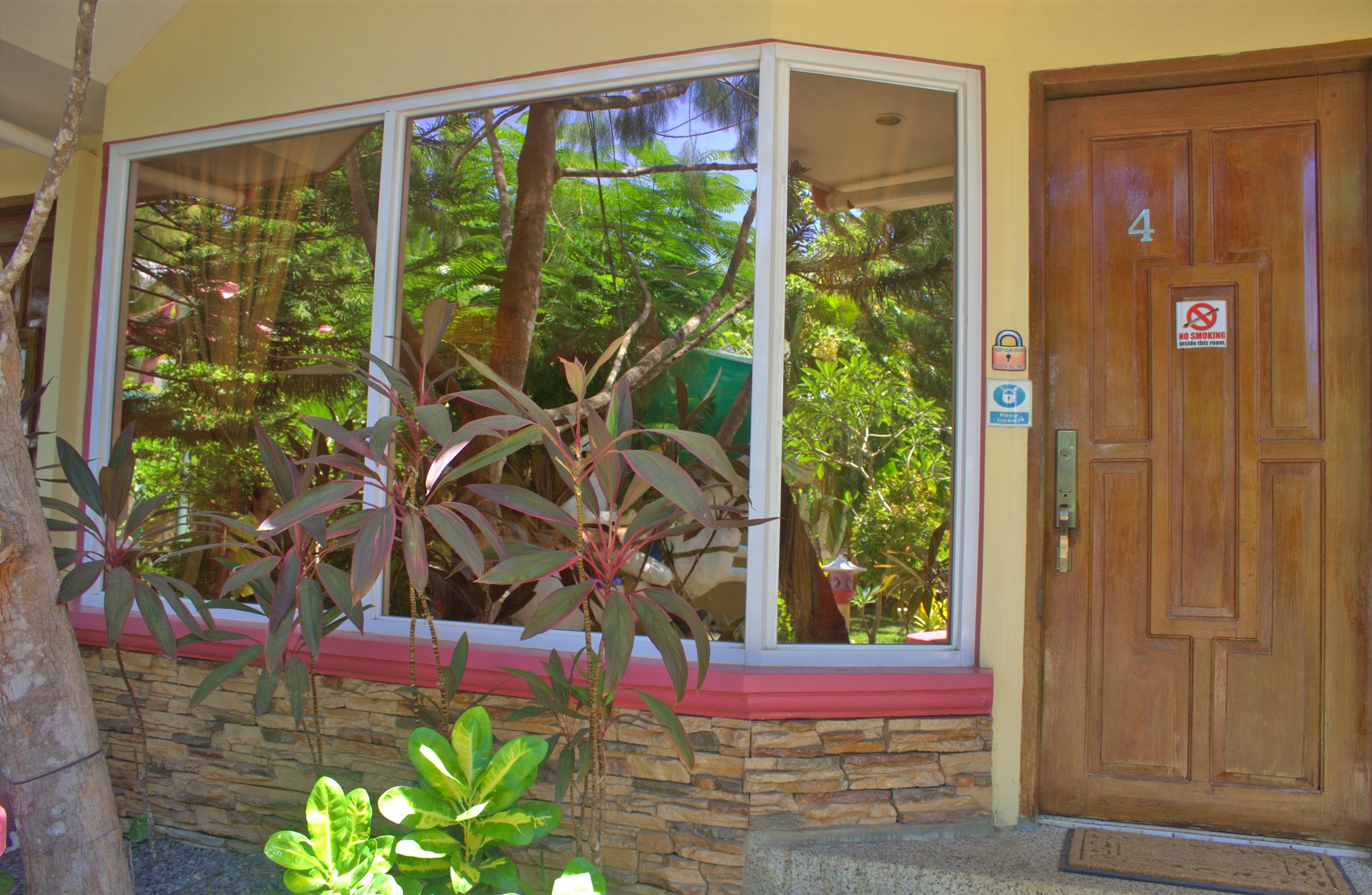 Deep Forest Garden Hotel Puerto Princesa Exterior foto